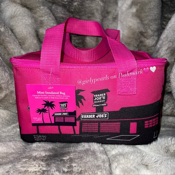 Trader Joe’s Mini Insulated Bag NEW - Picture 3 of 6